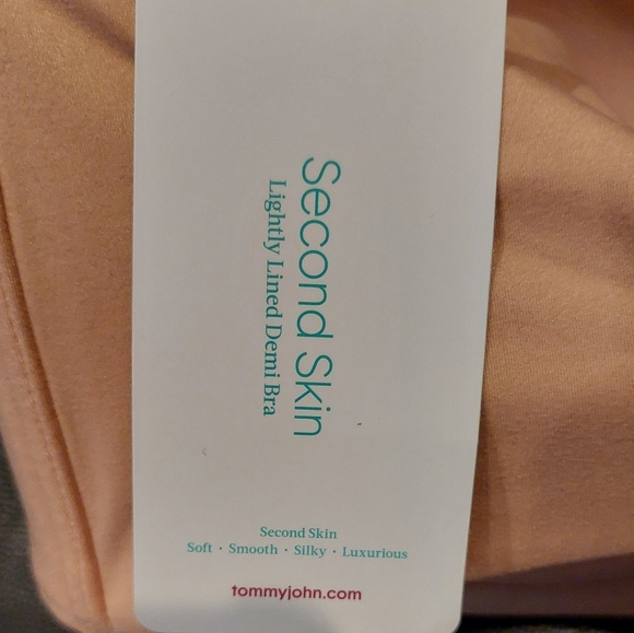 ❤SALE! NWT TOMMY JOHN Second Skin Lightly Lined Demi Bra - Picture 6 of 14